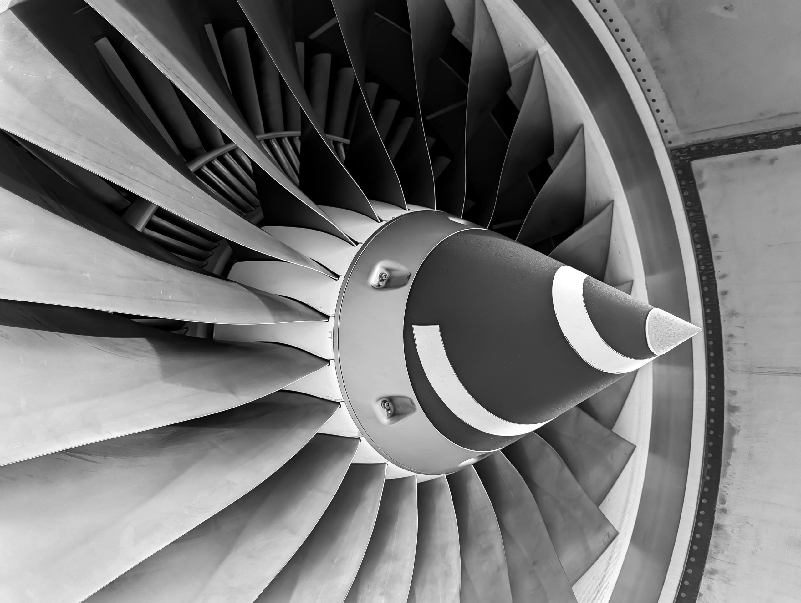At Raide Cut, we specialize in cutting complex internal shapes for aircraft engine components. Our advanced cutting techniques ensure precision and accuracy, essential for meeting the stringent requirements of the aerospace industry.